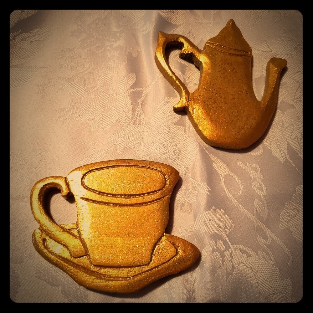 2 handmade gold magnets by me